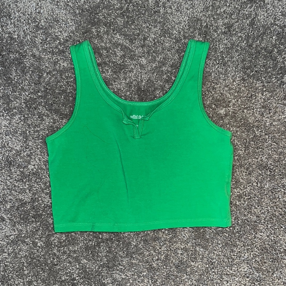 Crop tops